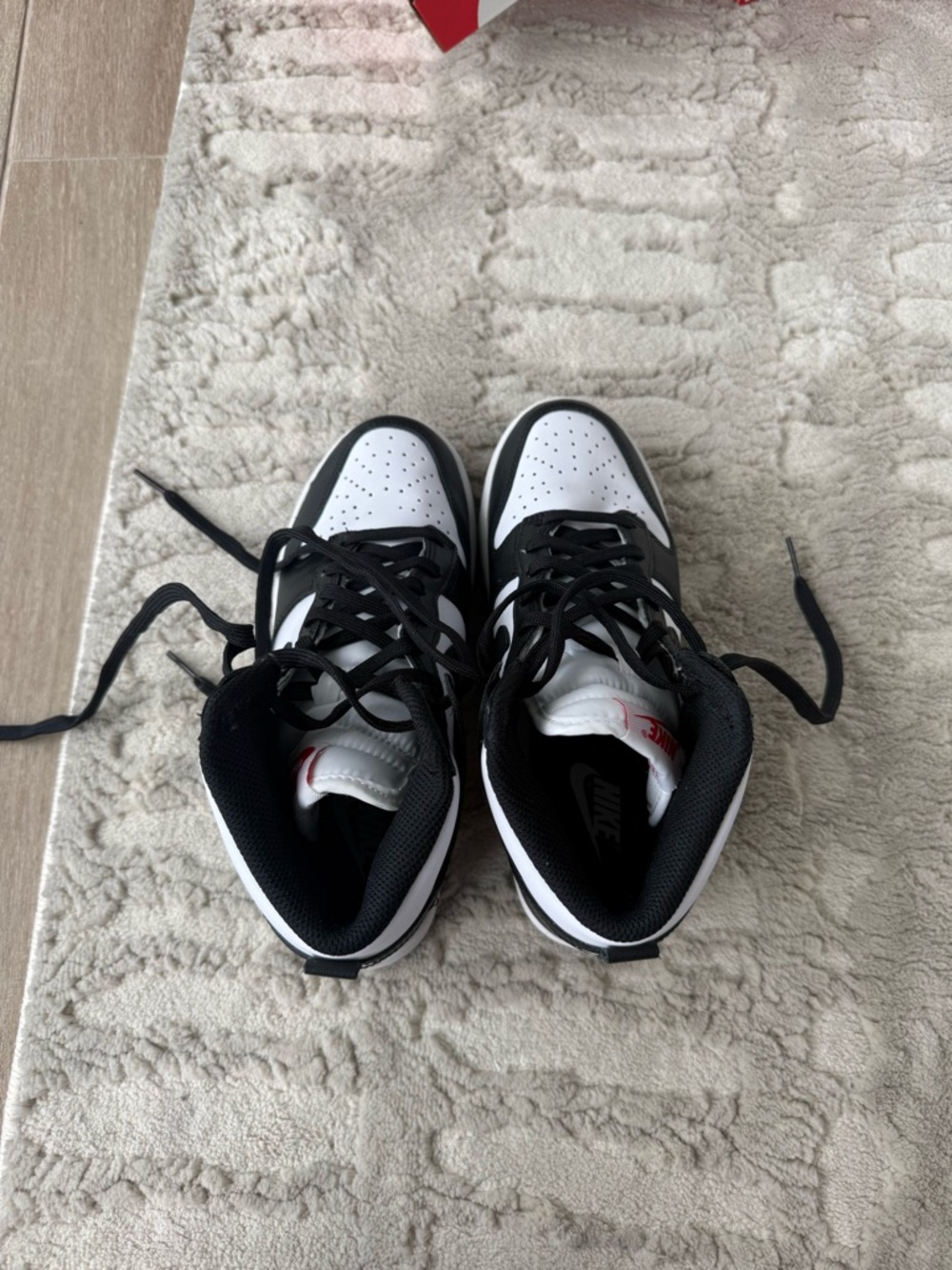 Women’s Nike Dunk High - Picture 4 of 7